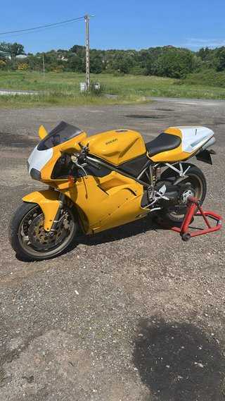 Ducati 748s Desmo recien hecha