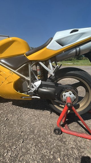 Ducati 748s Desmo recien hecha
