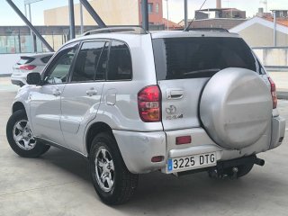 Toyota RAV4 1.8VVTI 125cv 1 año de garantía!!