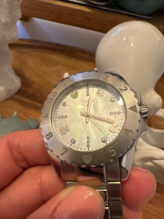 Reloj Tous Nacar con Piedras Preciosas