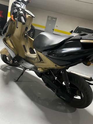 Yamaha Aerox 49cc 2T 2008 Negra/Dorada