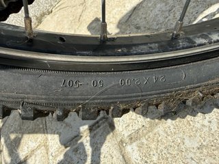 Bicicleta Infantil BTWIN Negra y Roja 24 pulgadas