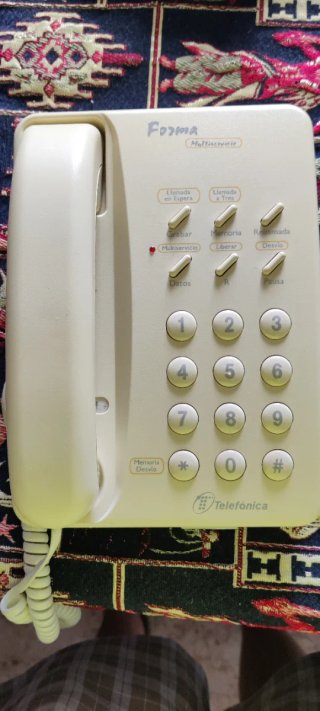 Teléfono Forma Multiservicio Beige