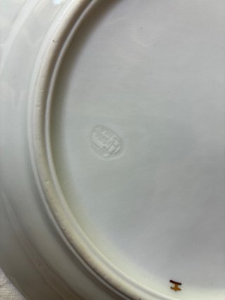 Platos Hispania Manises porcelana flores