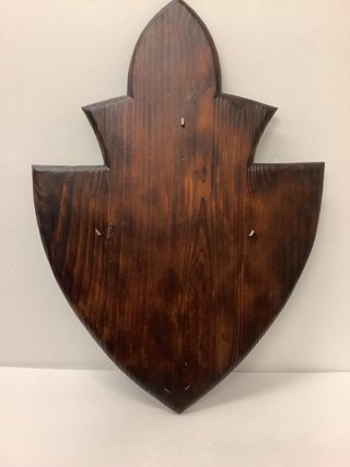 Espositore in legno per appendere metopi
