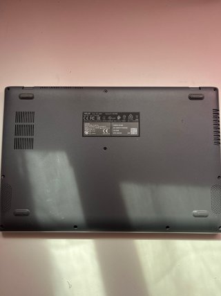 Ordenador Asus + Cargador + Ratón