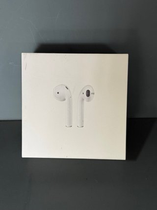 Apple AirPods 2ª Gen con funda y cable original