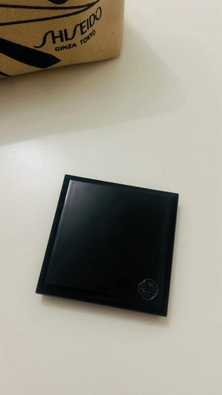 Espejo Shiseido Negro
