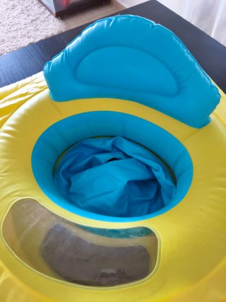 Flotador bebé amarillo y azul