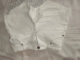 Vaqueros cortos blancos