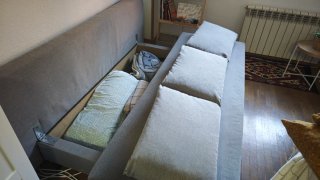 Sofá-cama gris
