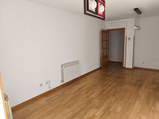 Piso en alquiler en Campamento en Madrid