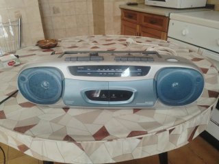 Radio Cassette Sanyo Azul y Gris