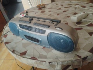 Radio Cassette Sanyo Azul y Gris