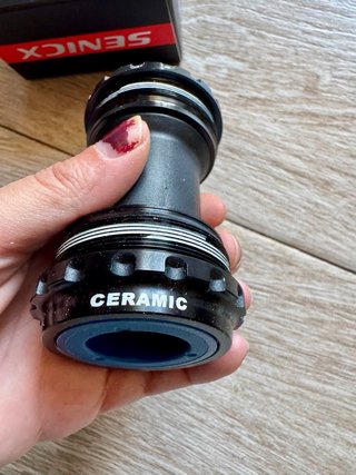 NUEVO! Eje pedalier ceramic bici T47-68-24R-CB