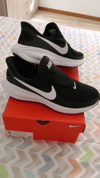 Nike Revolution 8 erayson Negro/Blanco