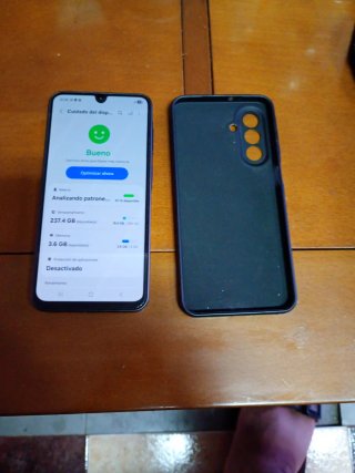 Samsung Galaxy negro a26  256GB