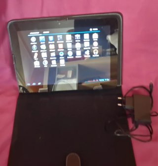 Tablet 10.1 con funda y cargador