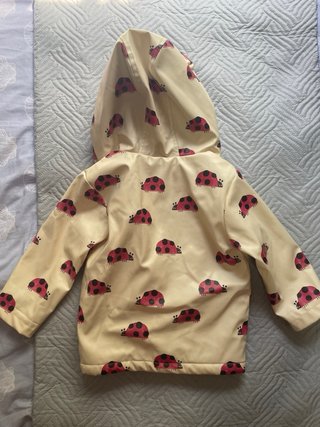 Chubasquero mariquitas 12-18 meses
