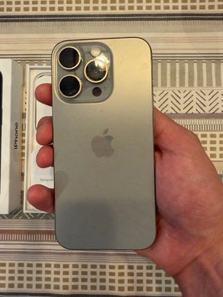 iPhone 15 Pro Gris
