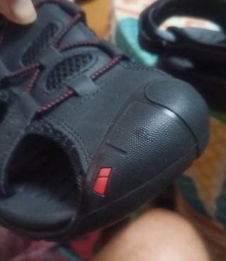 SANDALIAS TREKKING CUERO NUMERO 44 ANTIDESLIZANTE
