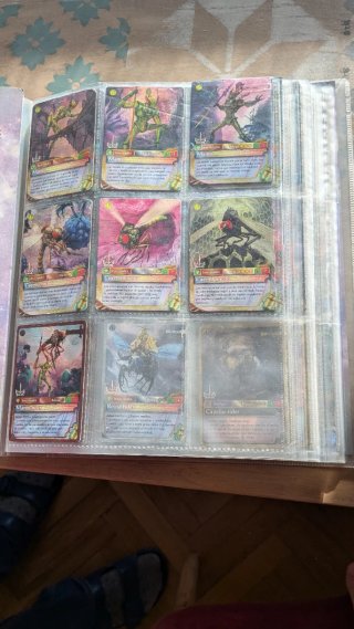 Caja cromos de Fantasy Riders, Revista y Álbum
