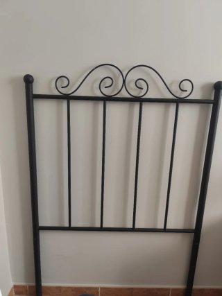Cabecero de forja negro