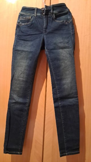 Pantalones vaqueros azules mujer