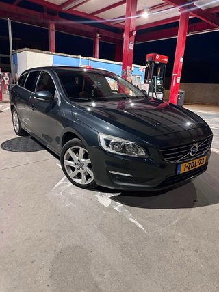 Volvo V60 2015