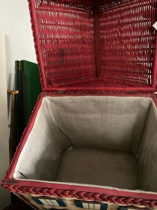 Cesto mimbre casita juguete