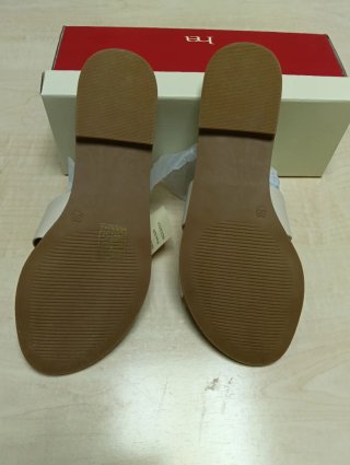 Sandalias H.A. Beige y Doradas