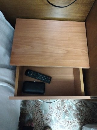 Mesita auxiliar madera y metal