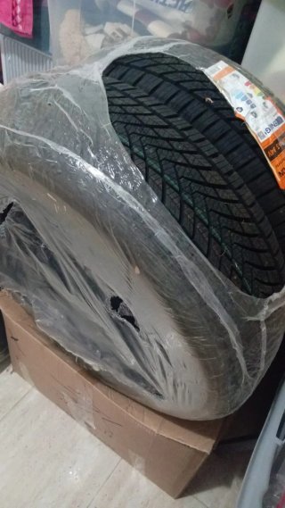 Neumáticos 205/65R15 94V