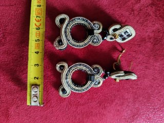 Pendientes Dori Csengeri Oro y Negro