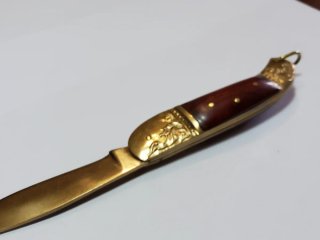 Coltello portachiavi ottone decorato