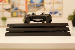 Consola Sony PS4 Negra + 2 Mandos y juegos