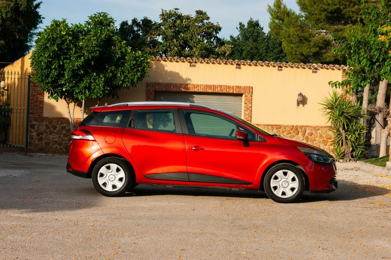 Renault Clio Sport Tourer 1.5 DCI eco2 Authentique 2015, foto 4