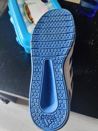 Zapatillas Adidas Blancas y Azules Velcro