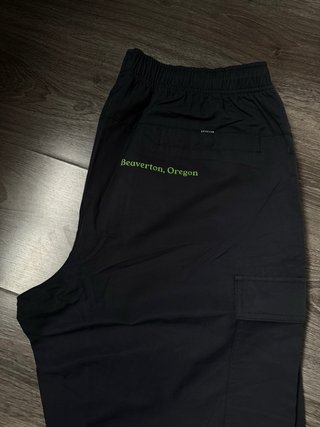 Jogger Cargo Nike World Tour Edition Negro