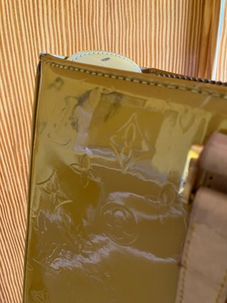 Bolso Louis Vuitton Charol Amarillo