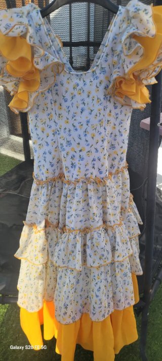 Traje de flamenca niña floral