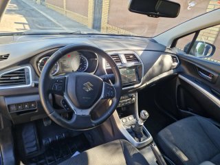 Suzuki S-Cross 2016