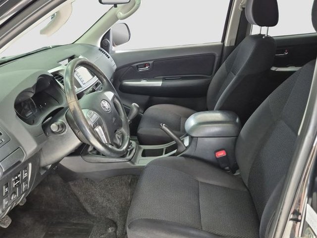 Toyota Hilux Cabina Doble GX 144 CV