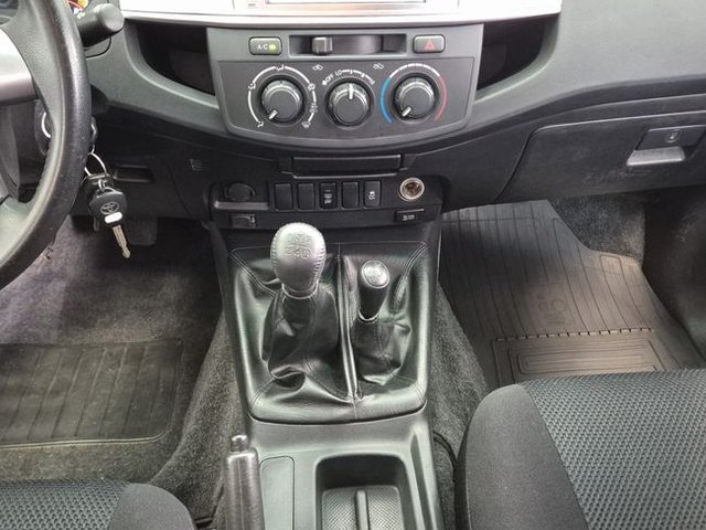 Toyota Hilux Cabina Doble GX 144 CV