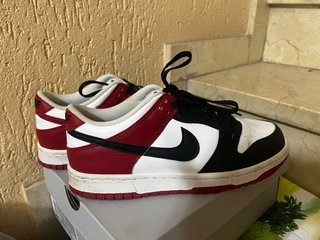 Nike Dunk Low Negras y Rojas