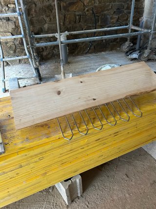 Estanterías para vasos de madera y metal