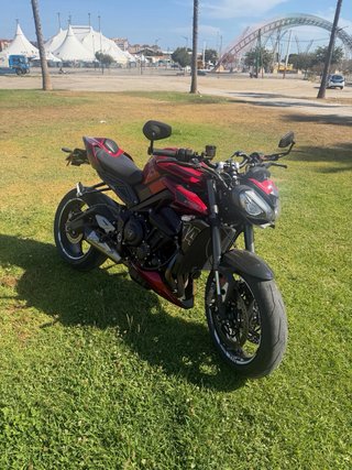 Triumph Street Triple 765 RS