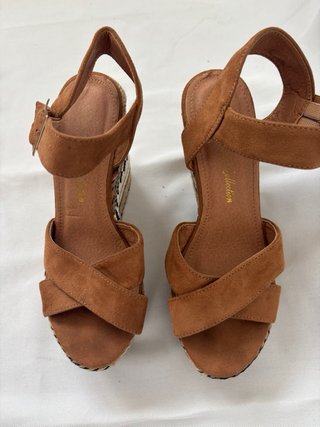 Sandalias Cuña Marrones