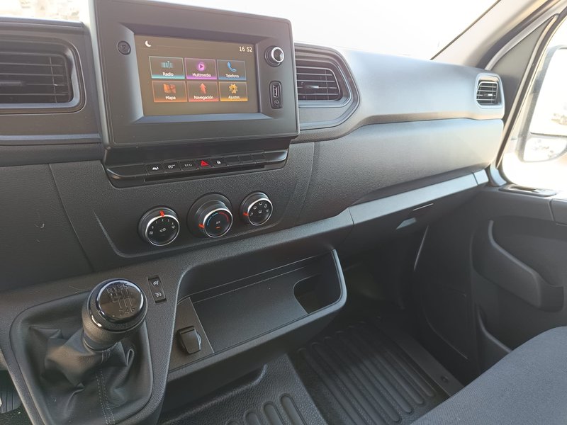 Renault Master 2023, foto 17