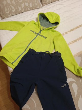 Conjunto montaña TrangoWorld e Izas talla s